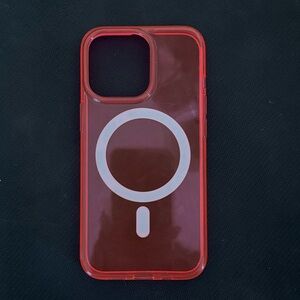 Neon pink iPhone 13 pro MagSafe case